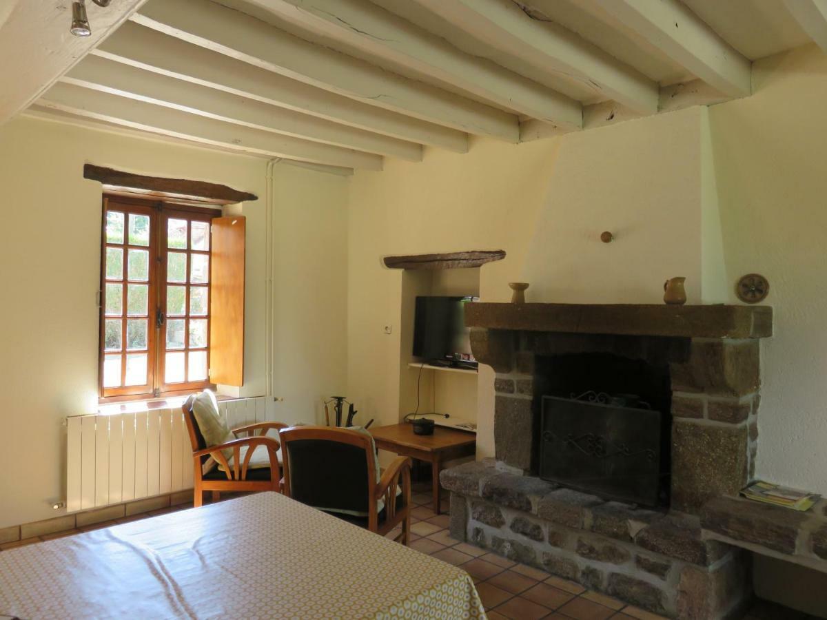 Gite Des Basses Touches Villa Moitron-sur-Sarthe Exteriör bild